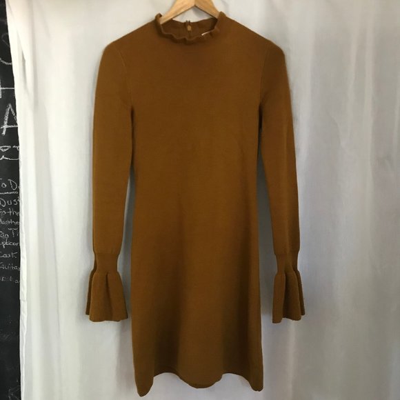 Aritzia Wilfred Carre Knit Dress - Picture 2 of 5
